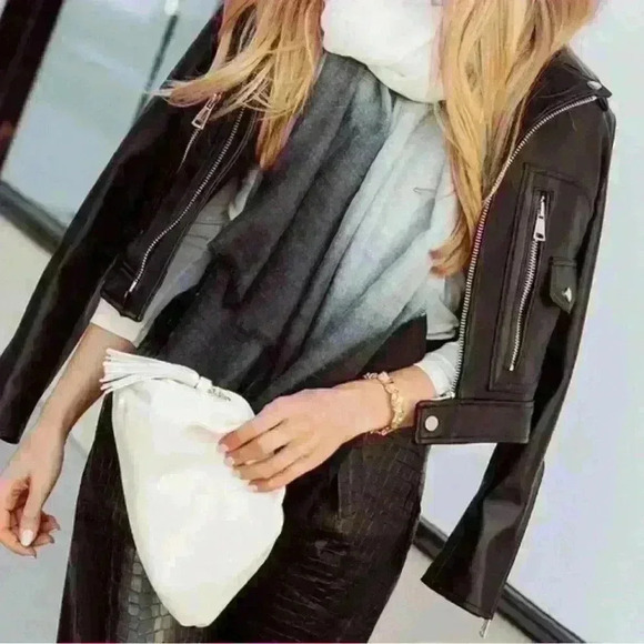 Understated Leather Bags | Clutch | Color: White | Crossbody bag | New - Picture 6 of 6